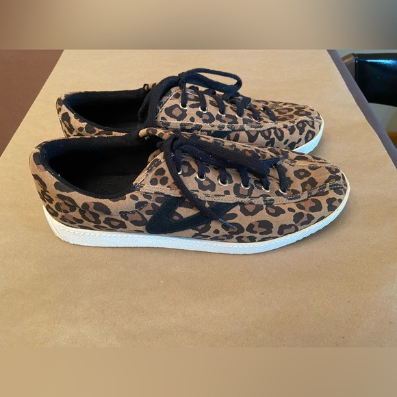 Tretorn Nylite Sneakers- Leopard Print, Size 10 - Picture 5 of 7